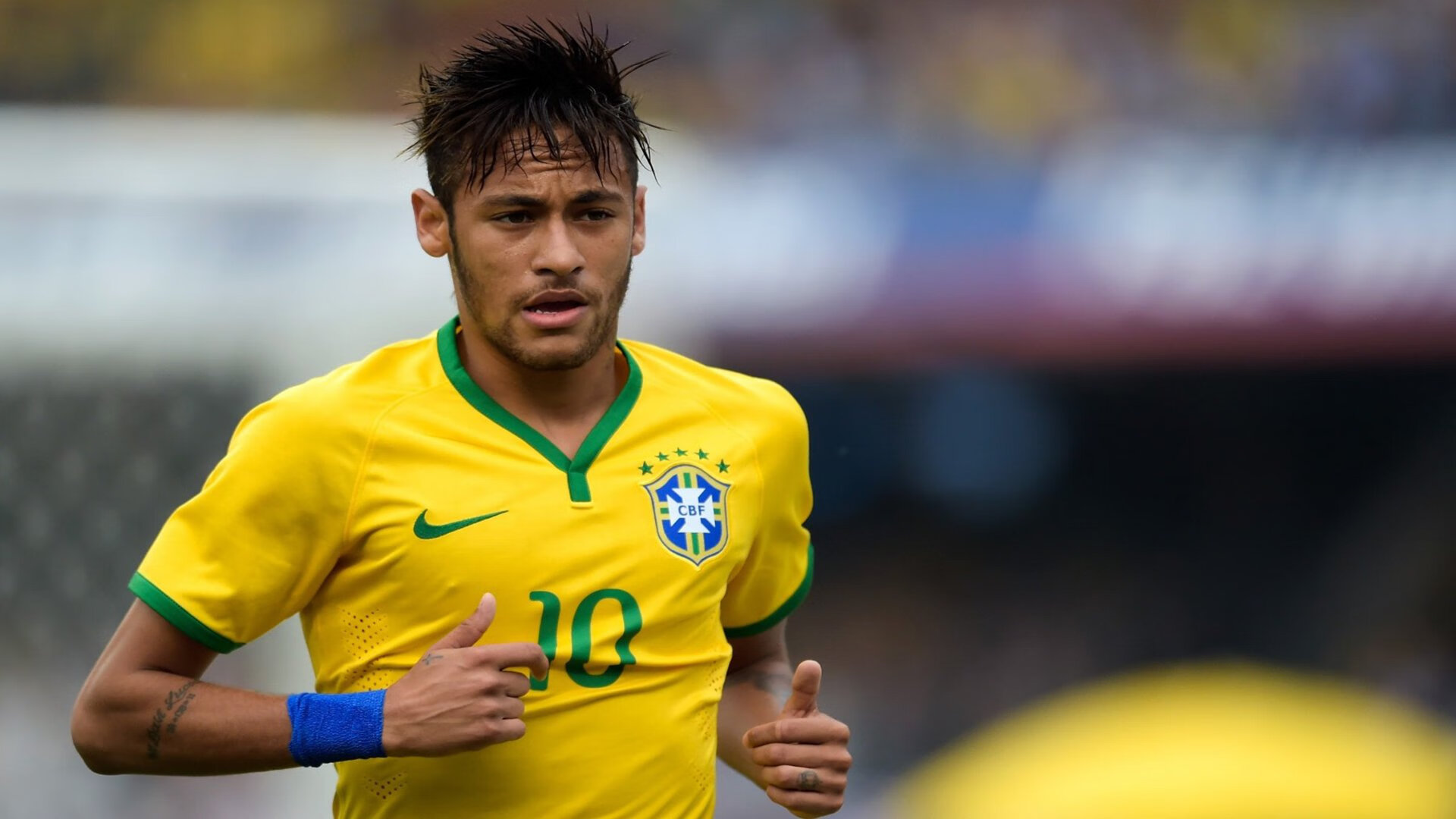 几内亚足球运动员在非洲赛场表现出色，几内亚足球排名